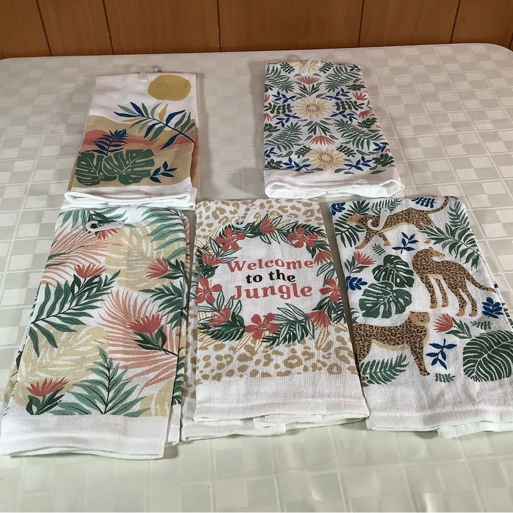 💜 New bundle of 5 kitchen towels…jungle theme